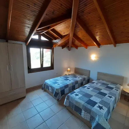 Spacious Near Thessaloniki Villa Agía Triáda